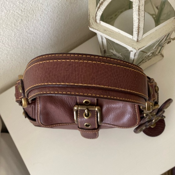 Isabelle Fiore Brown Purse with Charm - Picture 7 of 13